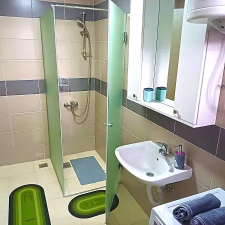 Your Cozy Corner With Sarajevo View, Parking Included * سراييفو