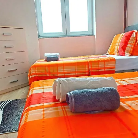شقة Your Cozy Corner With Sarajevo View, Parking Included سراييفو