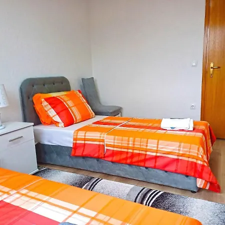 Your Cozy Corner With Sarajevo View, Parking Included سراييفو